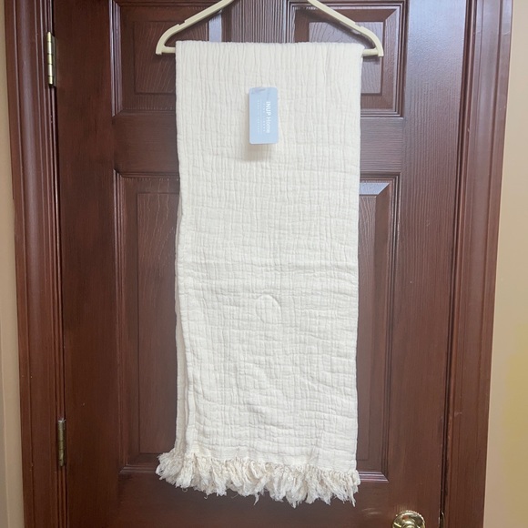 Inup Home Luxury THROW BLANKET Ivory MATELASSE MADE IN PORTUGAL 51”x 67”Cotton - Picture 2 of 7